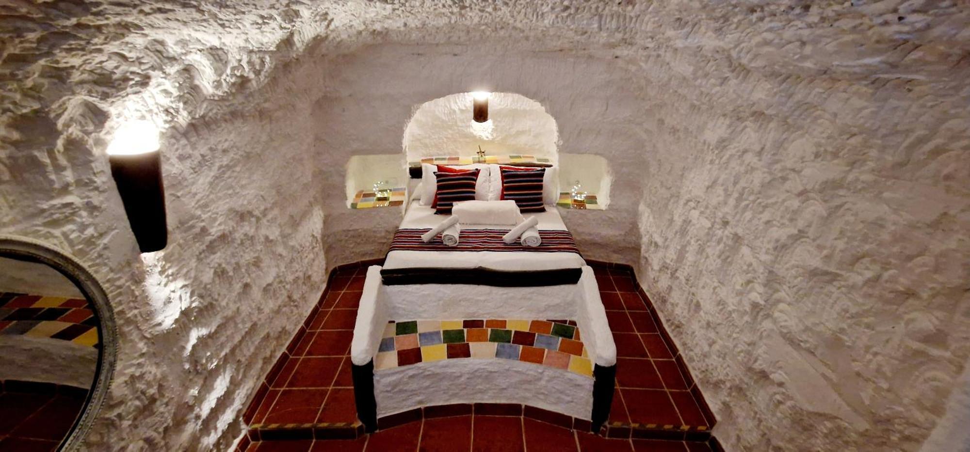 Casa Cueva Cascamorras "Capricho Andaluz" Baza Exterior foto